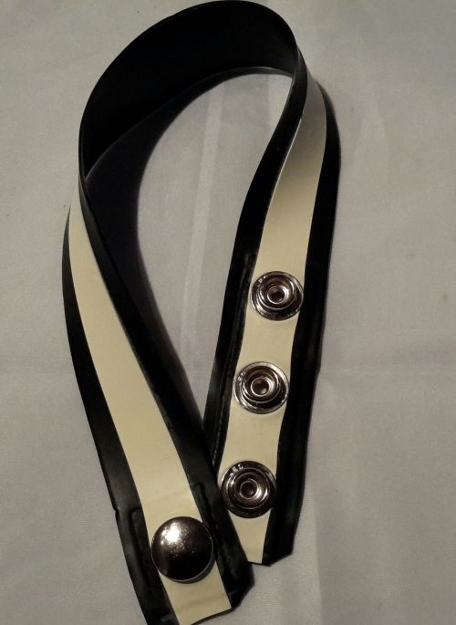 Striped Rubber Bicep Strap. Black/White